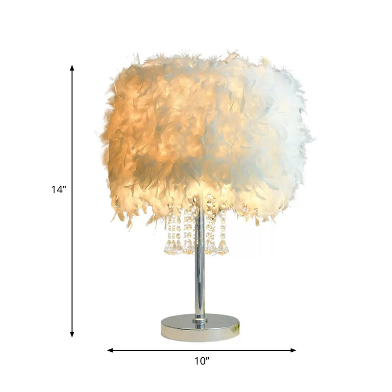 Romantico tavolo da tamburo Light Feather Table Light con perle di cristallo trasparente per il ristorante dell'hotel