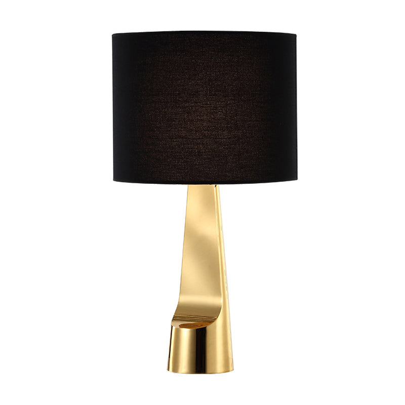 Straight Sided Shade Task Lighting Modernism Metal 1 Head Small Desk Lamp in Black