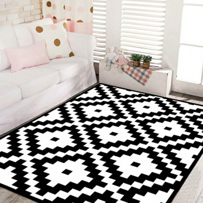 Modernist Geometric Pattern Rug Black Polyester Rug Non-Slip Pet Friendly Washable Are Rug for Bedroom