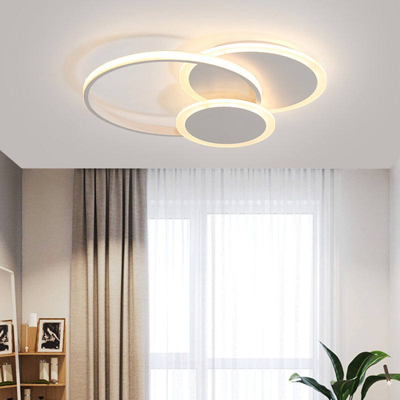 Plafonnier à anneaux empilés en acrylique, luminaire de plafond moderne à LEDs pour salle à manger et cuisine