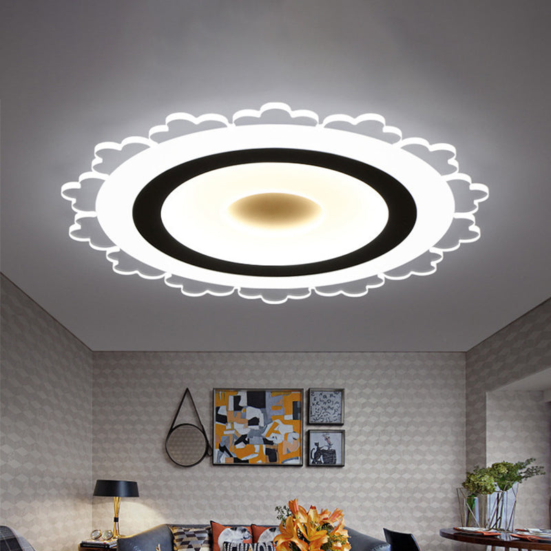 Flower Ultrathin LED Flushmount Minimalist Acrylic Bedroom Flush Mount Ceiling Light in White, 8"/16.5"/31" Width