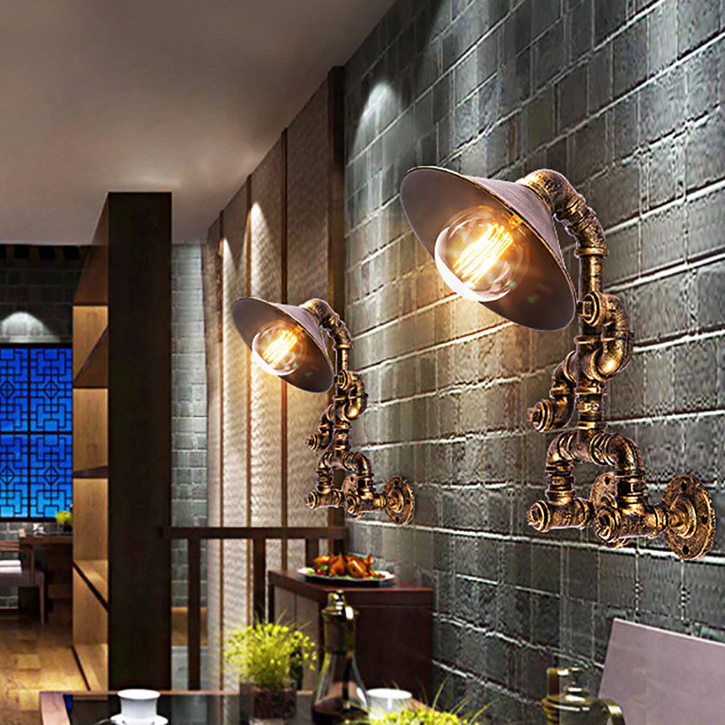 Application murale de style de style antique avec conception de robot 1 tête de base en fer forgé lampe en laiton