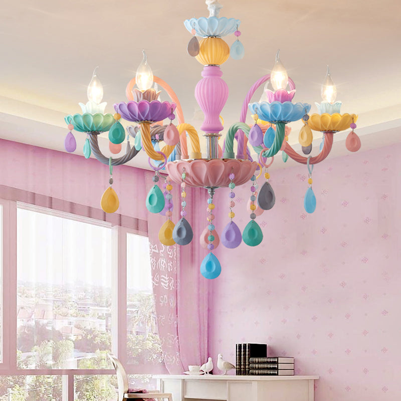 Kerzenkinder Schlafzimmer Kronleuchter Glas Macaron Style Multi-Farben-Suspension Licht mit Tränenkristall