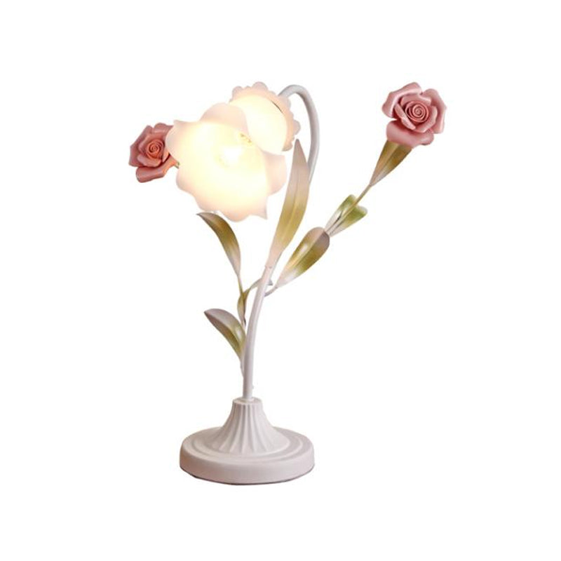 Table à 1 bulbe clair jardin coréen lampe de nuit de salle à manger avec une nuance en verre givrée à l'opale florale en rouge / rose