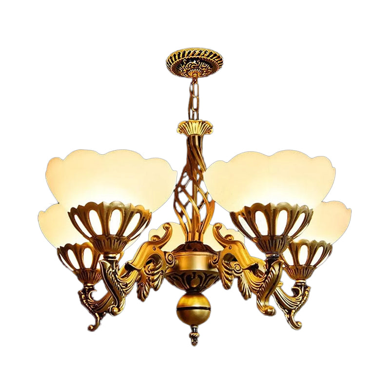 5-Licht-Up-Kronleuchter traditionelles Wohnzimmer hängende Licht mit überbissener Sahneglasschatten in Gold