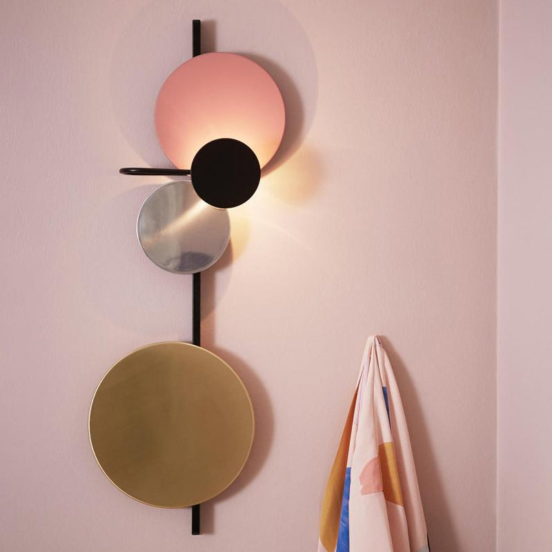 Moveable Moon Wall Light Nordic Metal Black/White/Pink LED Flush Mount Wall Sconce in White/Yellow Light