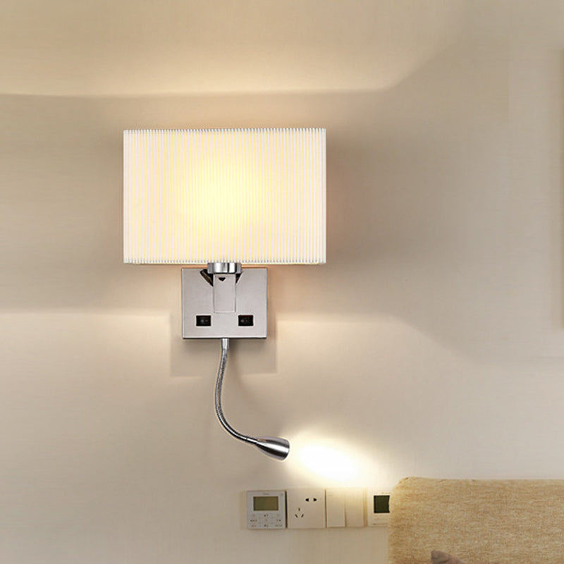 Fabric Cuboid Wall Light Kit Minimalist 1 Licht weiß/beige Spotlight Lampe mit Ladeanschluss