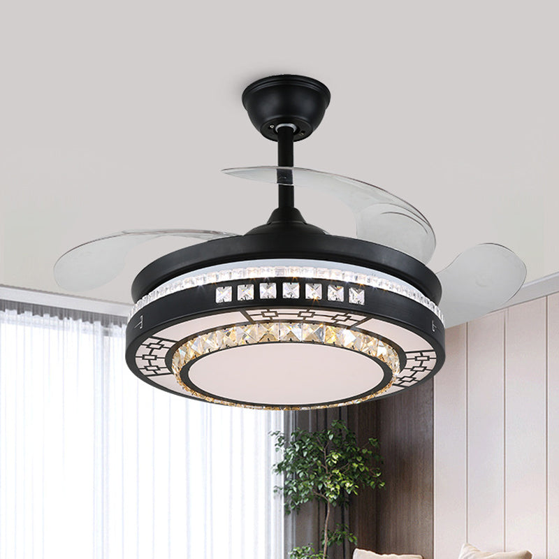 4 Klingen geschichtetes Schlafzimmer Semi Flush Crystal 20 "breite LED -Einfachheit Hanges Lüfterleuchte in Schwarz