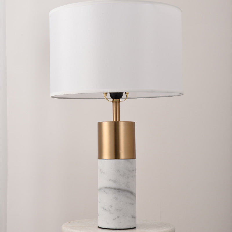 Tavolo da comodino Drum Lighting Tessuto 1 Testa Postmoderna Night Stand Lampato con piedistallo in marmo in nero/bianco/grigio