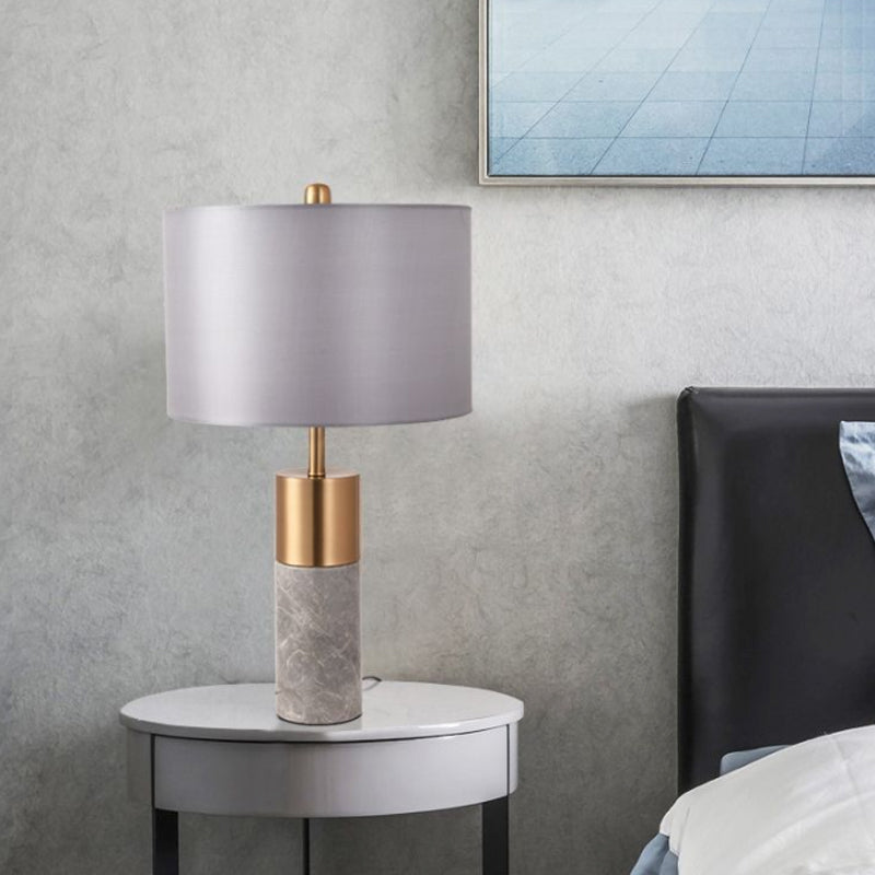 Tavolo da comodino Drum Lighting Tessuto 1 Testa Postmoderna Night Stand Lampato con piedistallo in marmo in nero/bianco/grigio