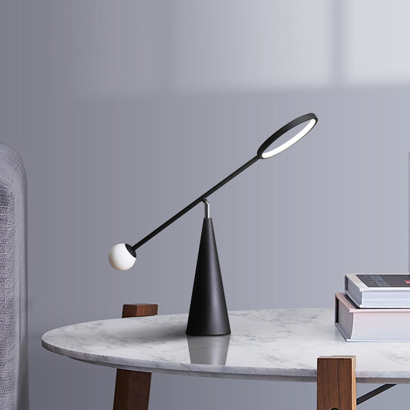 Lámpara de mesa de sala de estar de 1 luces de forma geométrica de forma geométrica con brazo de equilibrio en negro/verde