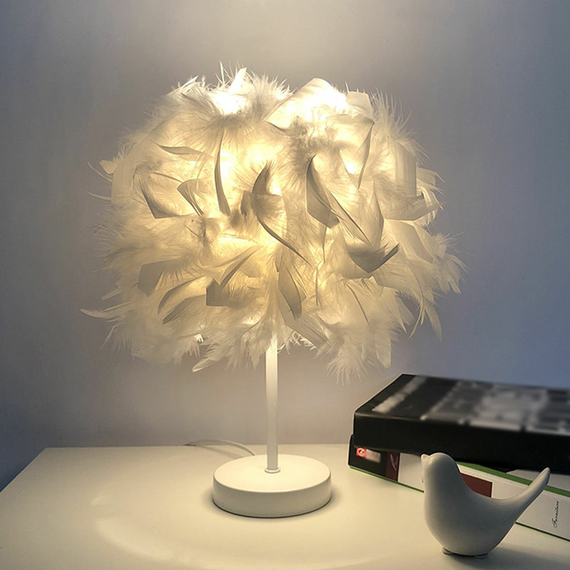 Luz de mesa en forma de bola de 8.5 "/10" Feather Simple Single Kids Room Lámina de soporte en blanco/cromo
