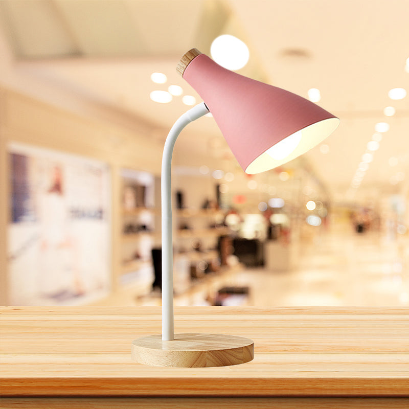 Luz de lectura de tornillo de metal Luz para adultos 1 Bulbo Nordic Desk Light con cable enchufable