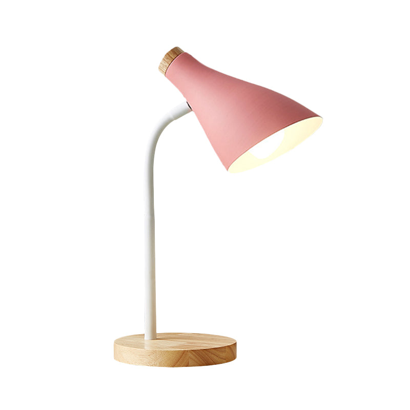 Corche de klaxon en métal Light Light Chambre adulte 1 ampoule Nordic Desk Light avec cordon de plug-in