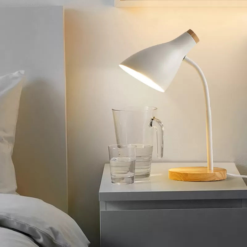 Nomba di corno in metallo Lettura Luce camera da letto per adulti 1 lampadina da scrivania nordica con cavo plug-in