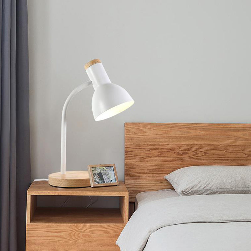 Touch vorm Dormitory Desk Light Metal 1 kop Noordse leeslicht met plug -in koord
