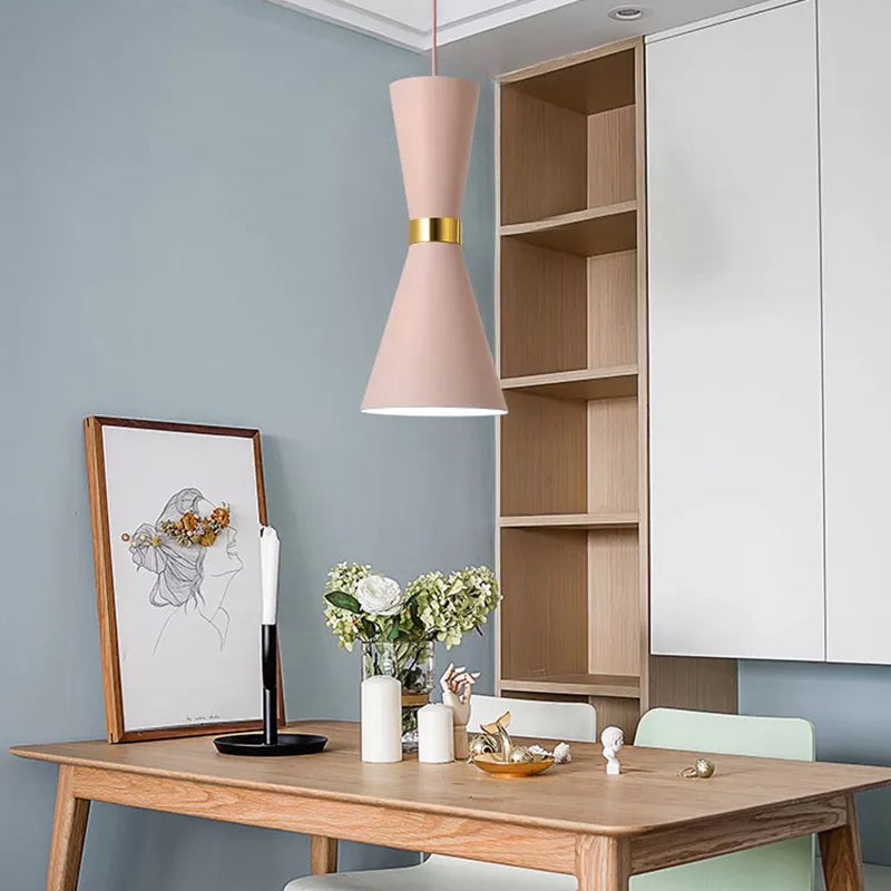 Moderne Sanduhr-Deckenhänge-Fix