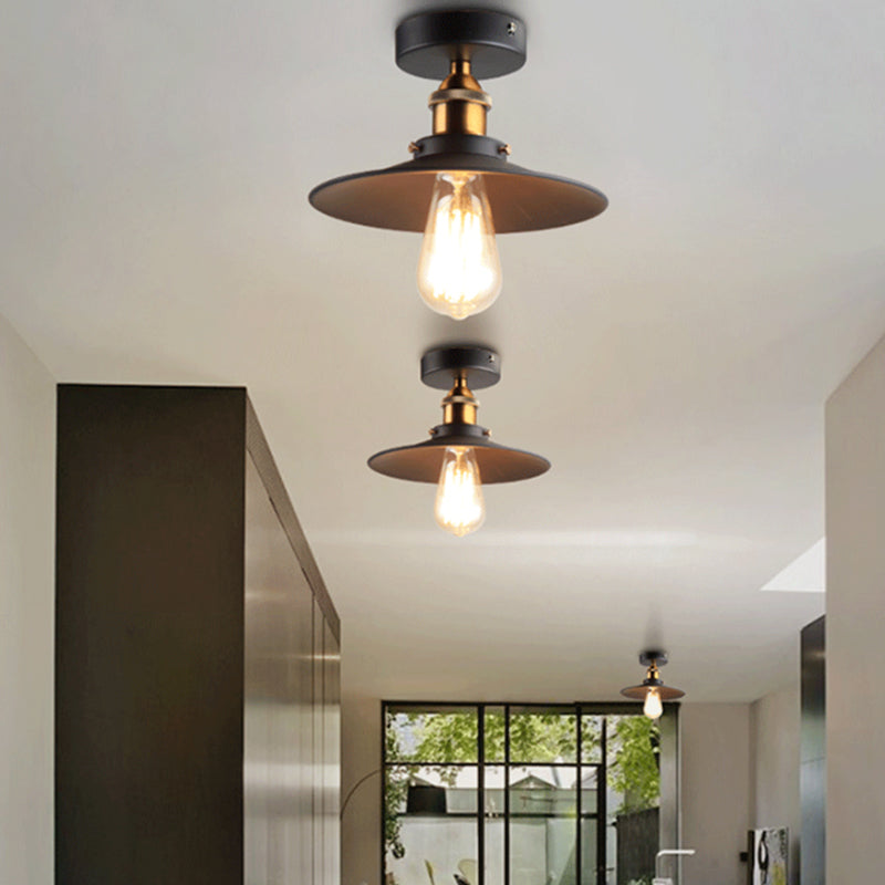 Schwarze, konische, halbmontierte Beleuchtungsfabrik aus Eisen mit 1 Kopf für das Esszimmer in der Nähe der Deckenleuchte