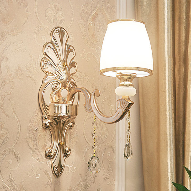 Lámpara de montaje de pared del brazo del brazo del oro del oro Simple Light Metallic Wall Light con acento de cristal