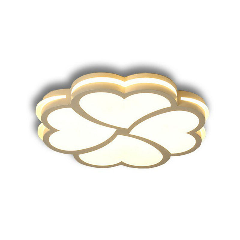 Dormitorio en forma de trébol LED integrado acrílico moderno lámpara de techo incorporada blanca