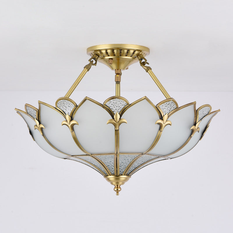 Lumière en forme de fleur en or Simplicité Salle à manger en verre ondulé Semi Flush Flush Mount Chandelier