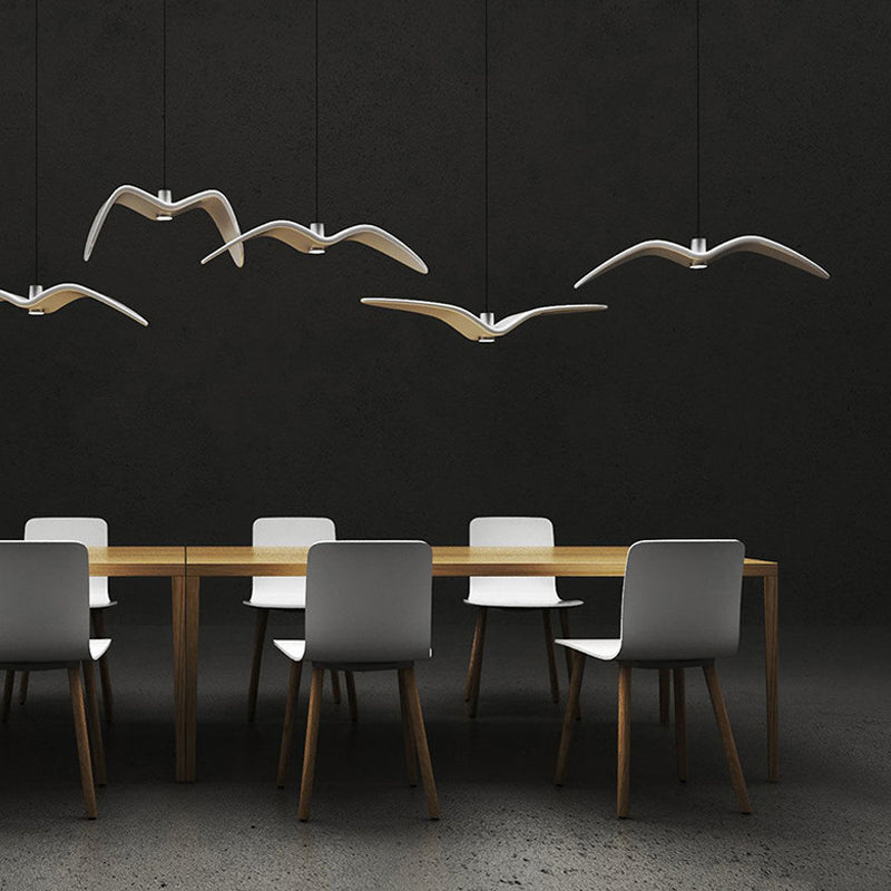 Resin Seagull Suspension Lighting Artistic Single-Bulb Pendant Ceiling Light for Restaurant