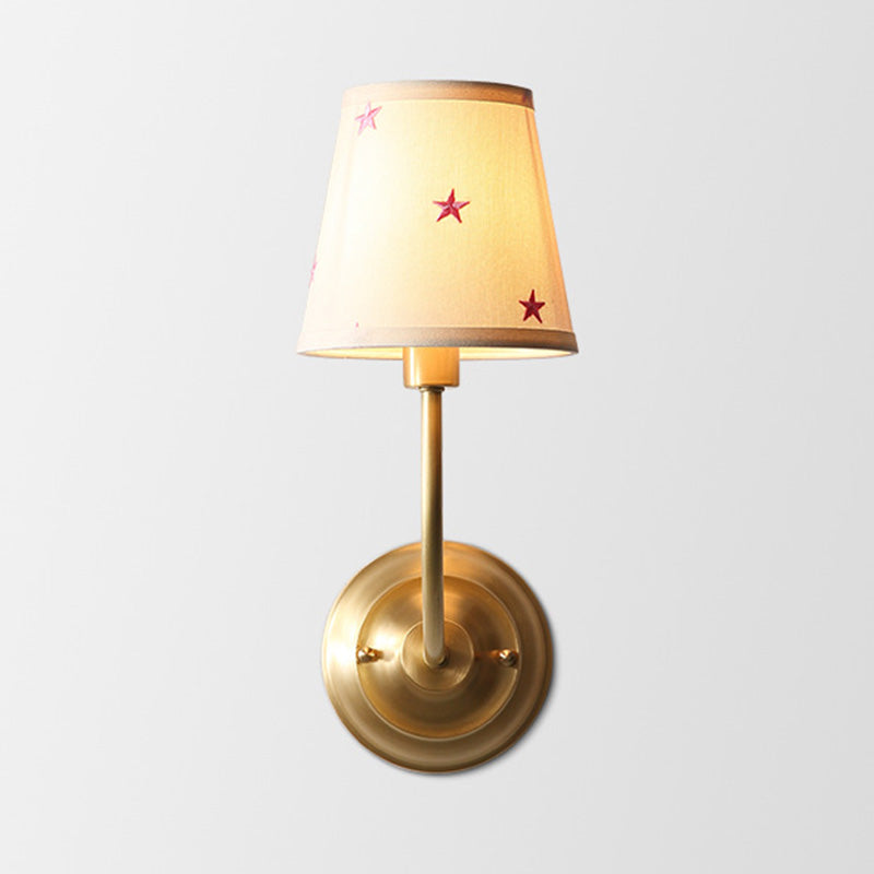 Minimalisme kegelvormige wandkandelaar