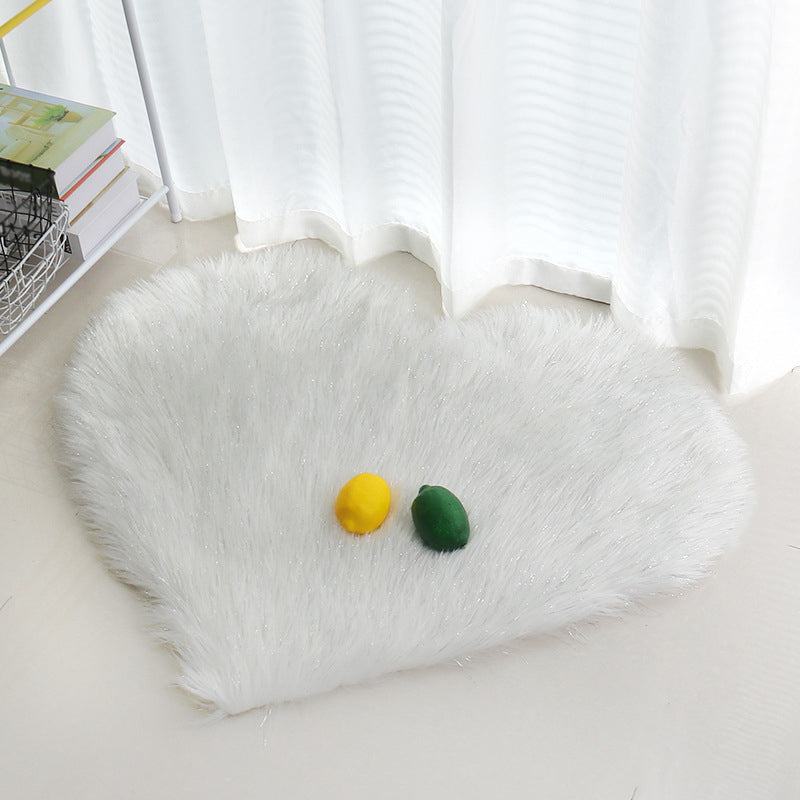 Multicolor Modernist Rug Faux Fleece Plain Love-Shaped Rug Washable Stain Resistant Pet-Friendly Carpet for Living Room