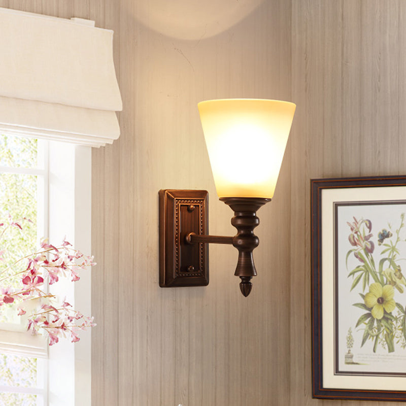 1-Licht-Creme-Glas-Wandleuchte Vintage braune Kegelschatten Wohnzimmer Wandmontage Lampe