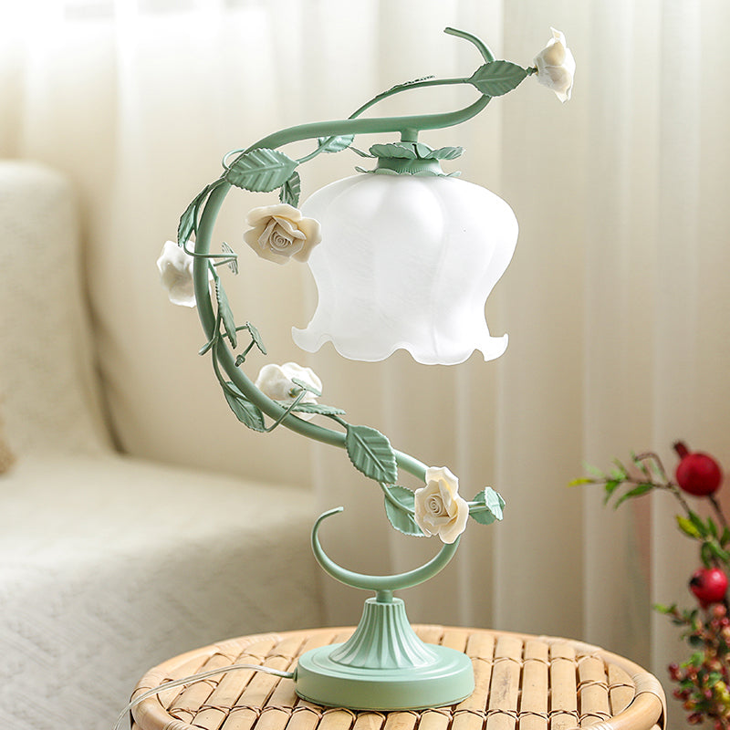 Rose Ceramic Nightstand Lamp Pastoral 1��Head Living Room Table Light with Bud Cream Glass Shade