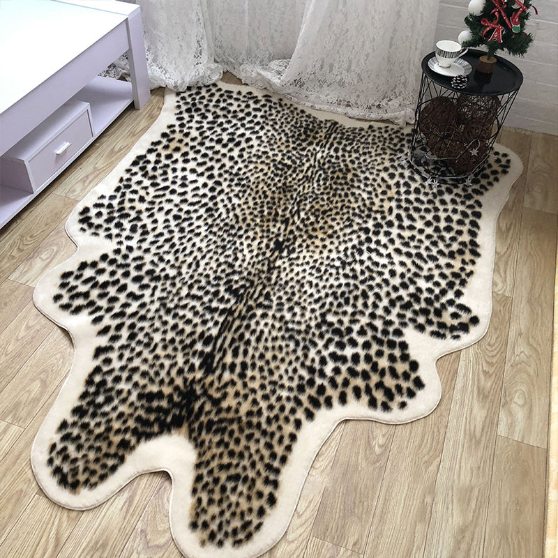 Irregular Shaped Leopard Print Rug Black Nordic Carpet Synthetics Non-Slip Backing Washable Pet Friendly Rug for Bedroom