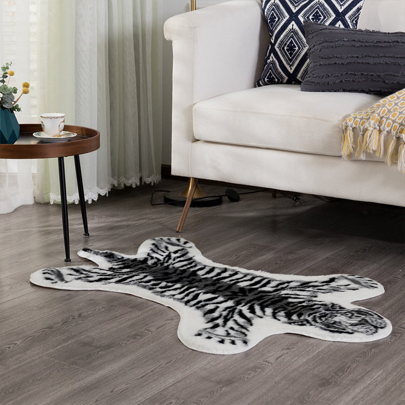 Moderner Schlafzimmer Fußteppich Schwarz-Weiß-Tiger Haut Teppich Polypropylen Nicht rutschfestes Rückenwaschableerfest-Resistant-Bereich Teppich