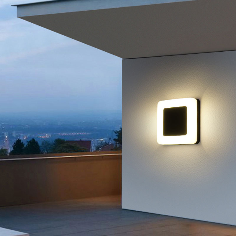 Geometrische binnenplaats SCONCE LICHT METALLISCH
