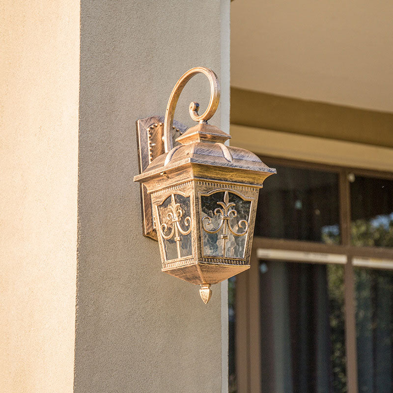 Tapered Shade Ripple Glass Wall Lantern Rustic 1-Light Courtyard Wall Light Fixture
