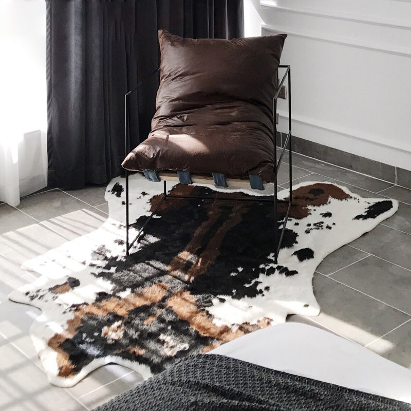 Ganzes Kunsttierhaut Teppich Multi-Farbe Nordic Rug Synthetic