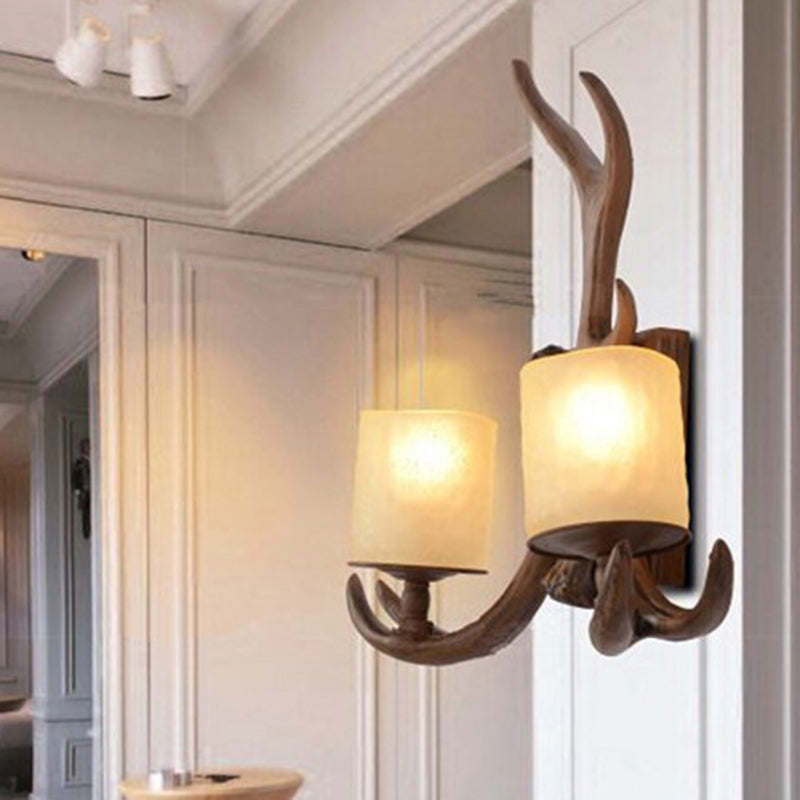 Lámpara de pared de cilindro marrón Vidrículas rústicas 2 bulbos Luz de la pared de la sala de estar con asta decorativa