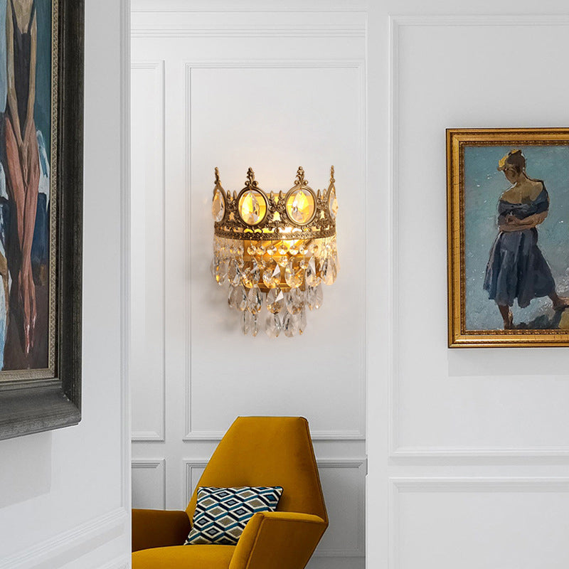 Salon de salon en forme de couronne Lumière antique en métal antique 3-Bulb Gold Gold avec des cristaux en larmes