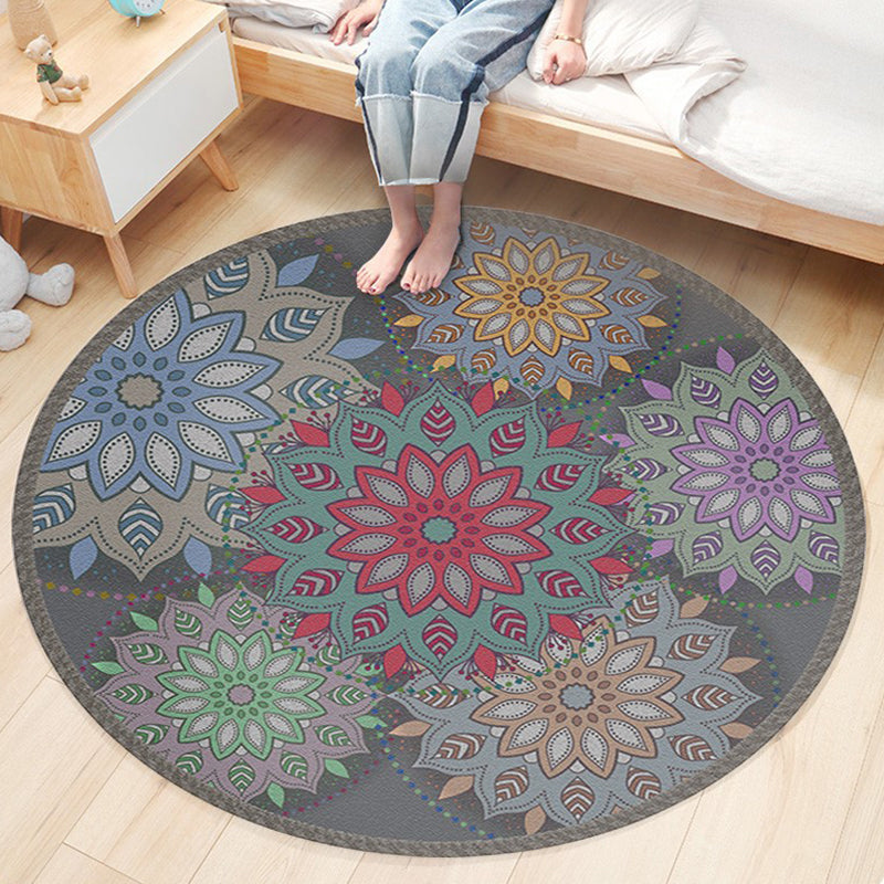 Nostalgisch traditioneel vloerkleed multi-gekleurde bloemen gedrukt tapijt Anti-slip achterste huisdiervriendelijke machine wasbaar tapijt voor slaapkamer