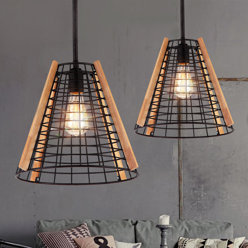 Iluminación colgante de cono clásico 1 lámpara colgante de metal ligero en negro con jaula