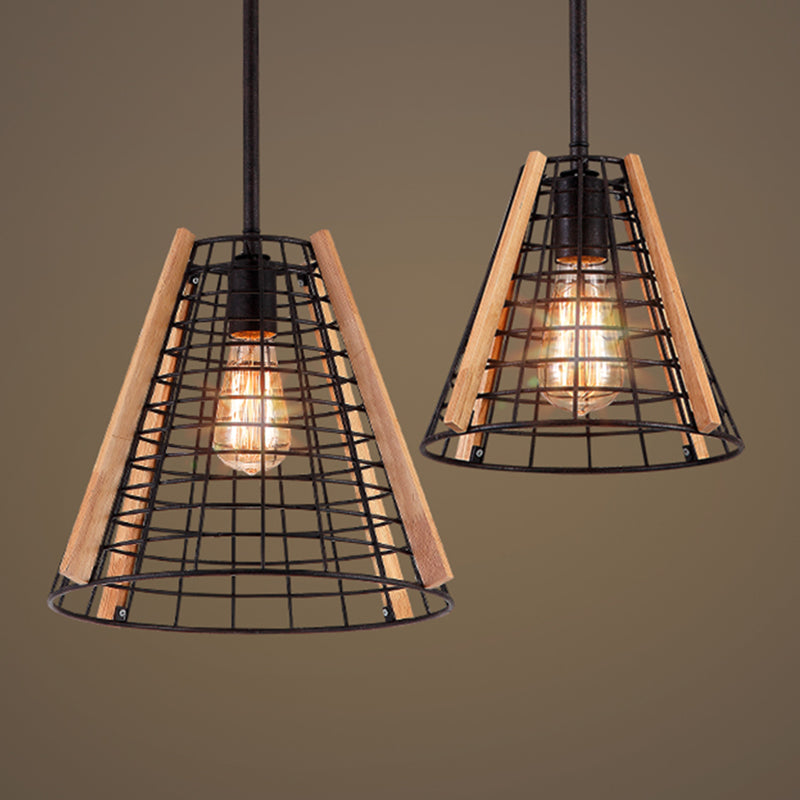 Éclairage pendentif à cône classique 1 luminaire suspendu en métal léger en noir avec cage