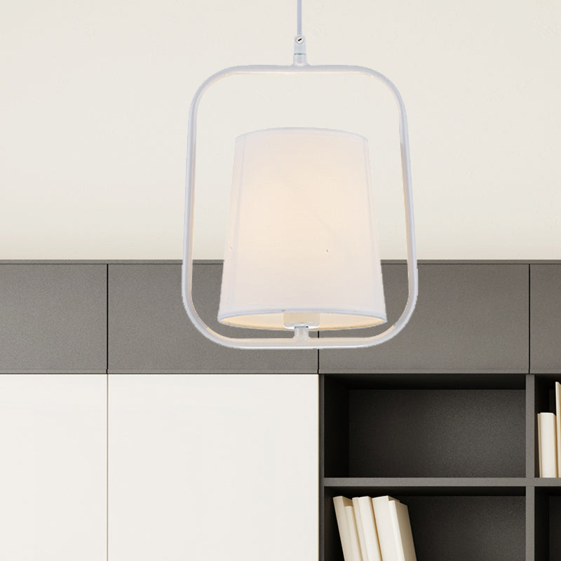 Black / White 1 Light Pendant Lighting Classic Fabric Sky Lantern Lantern suspendu pour chambre à coucher