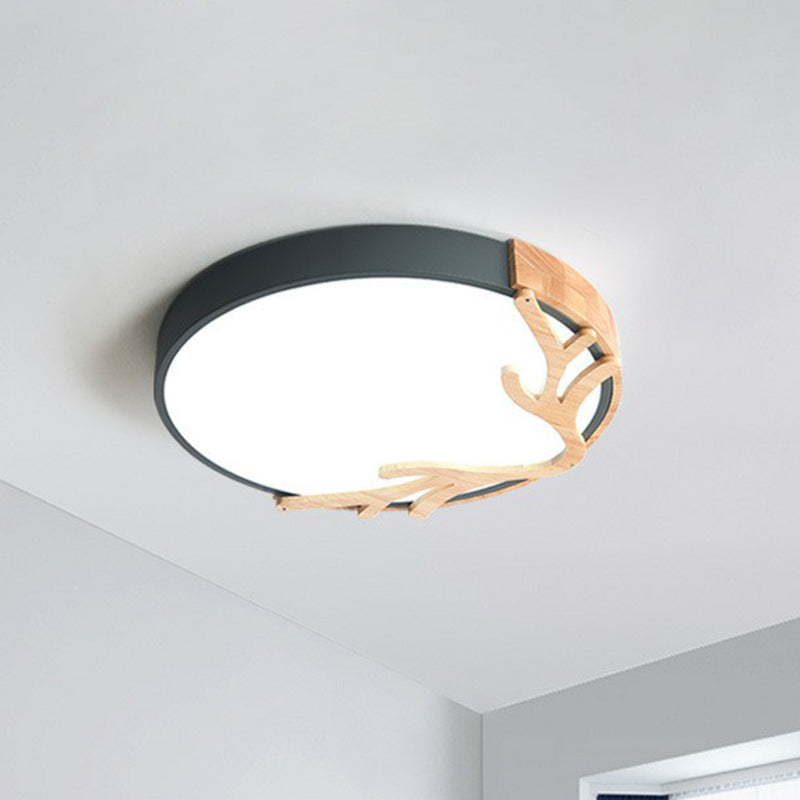 Metal Ultrathin Circle Flush Ceiling Light Simplicity LED Flush Mount Lighting Fixture with Wooden Antler Decor