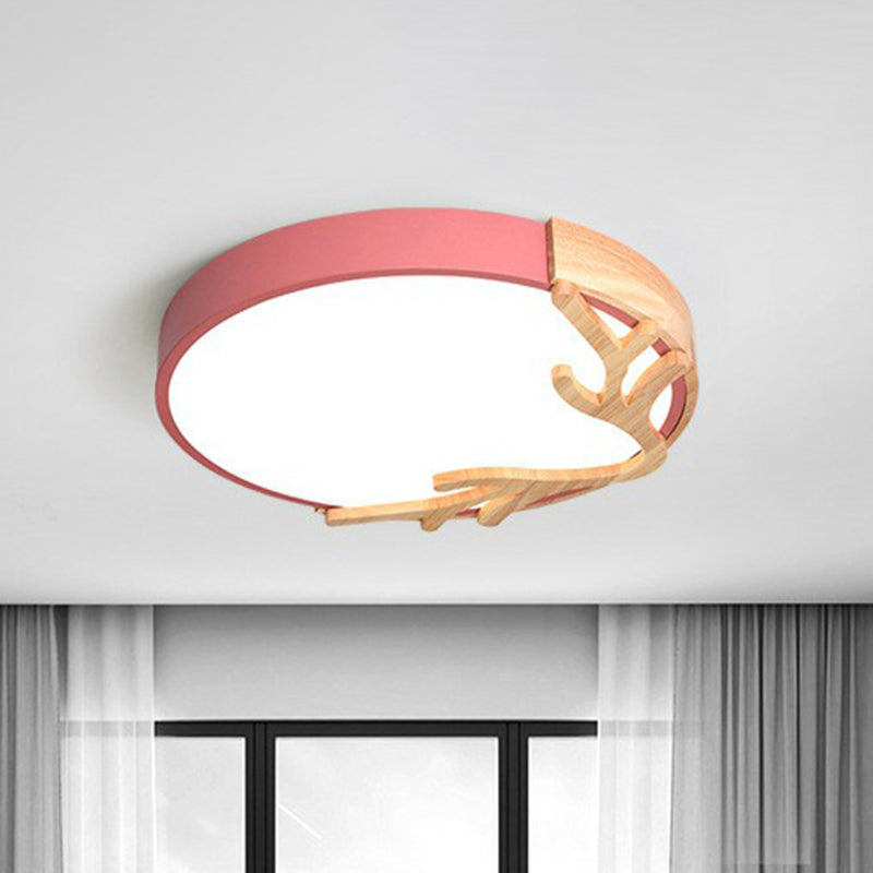 Metal Ultrathin Circle Flush Ceiling Light Simplicity LED Flush Mount Lighting Fixture with Wooden Antler Decor
