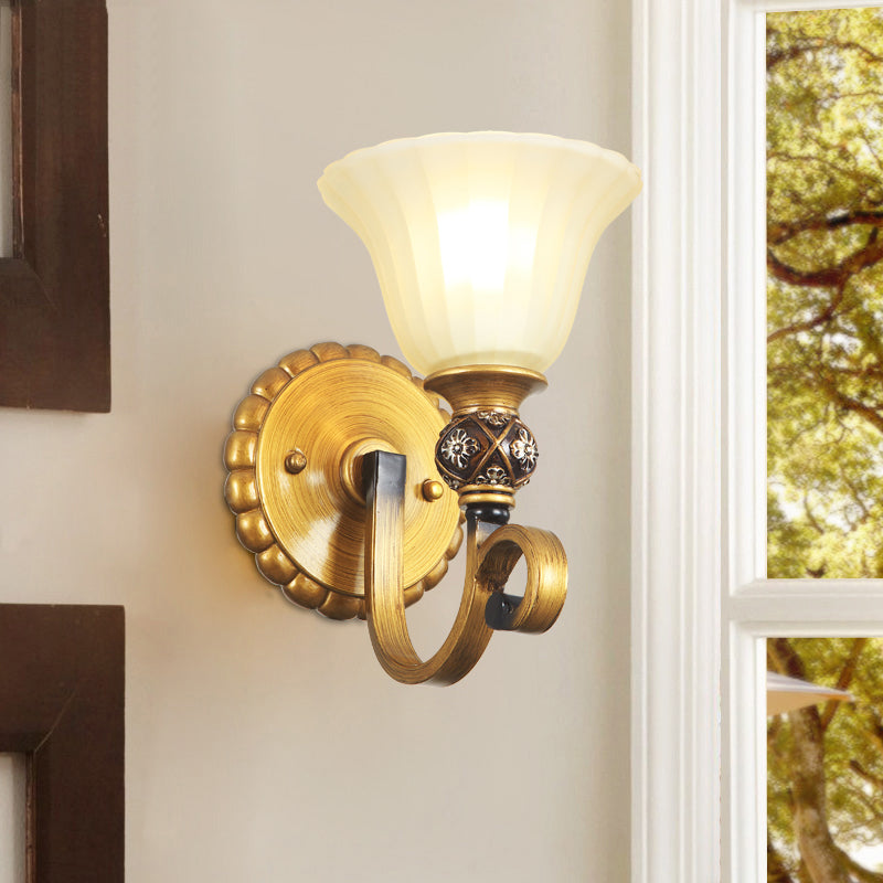 1/2/3 Lichter Gefriertes Glas Waschtischleuchte traditionelle goldene Tasse Form/Bell -Badezimmer -Wandbeleuchtung