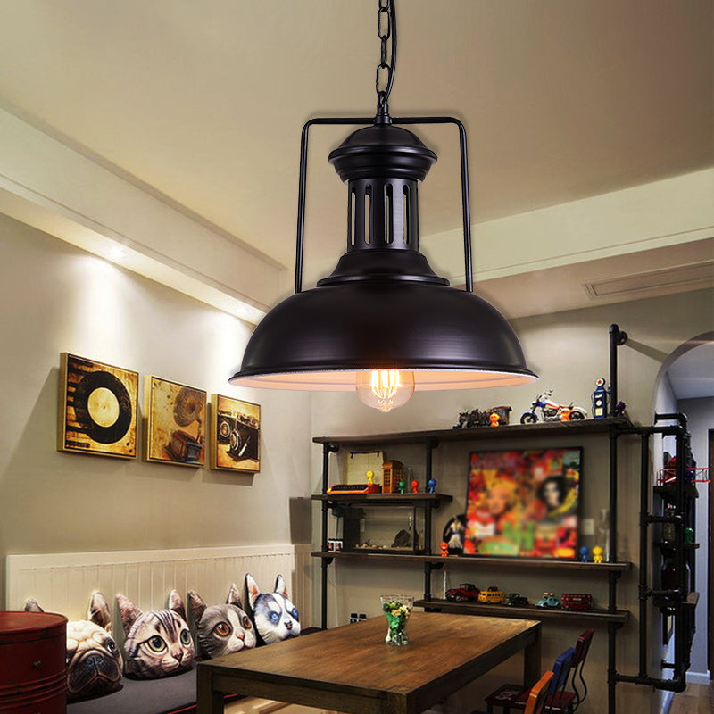 Éclairage de suspension de bol de pendentif de plafond noir en fer.