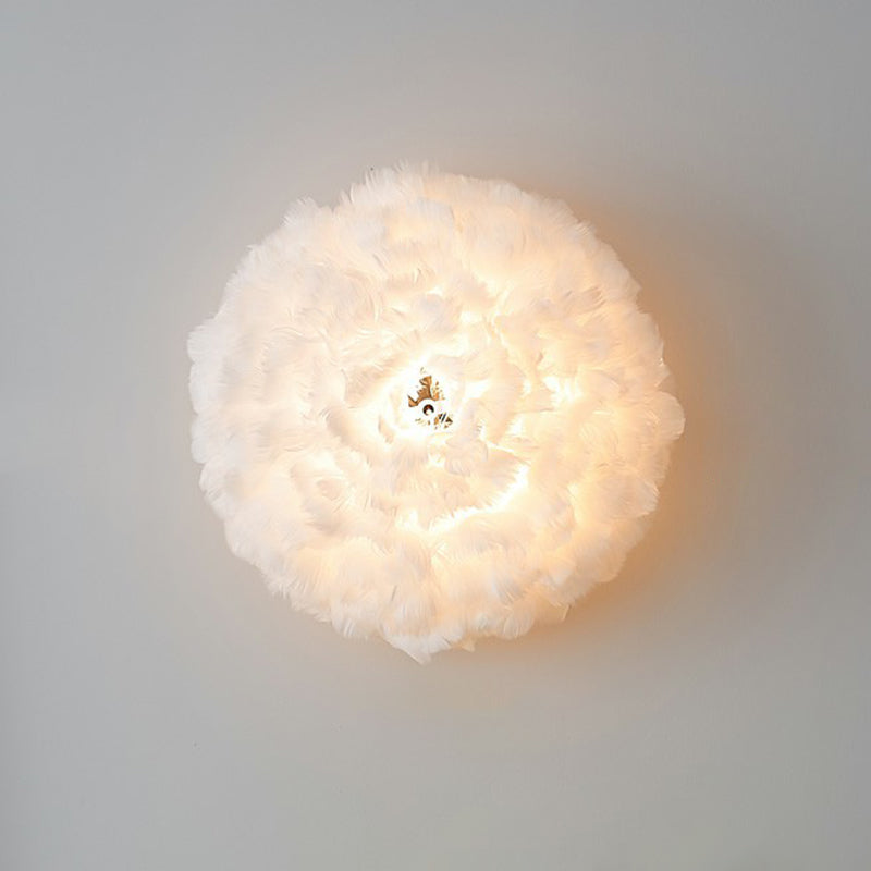 Schattierte Mädchen Schlafzimmer Wandleuchten Feder Einbrüche simple wandmontiertes Licht