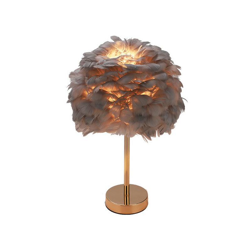 Noordse stijl bol schaduw nachtkastje lamp veer 1-licht woonkamer tafellicht