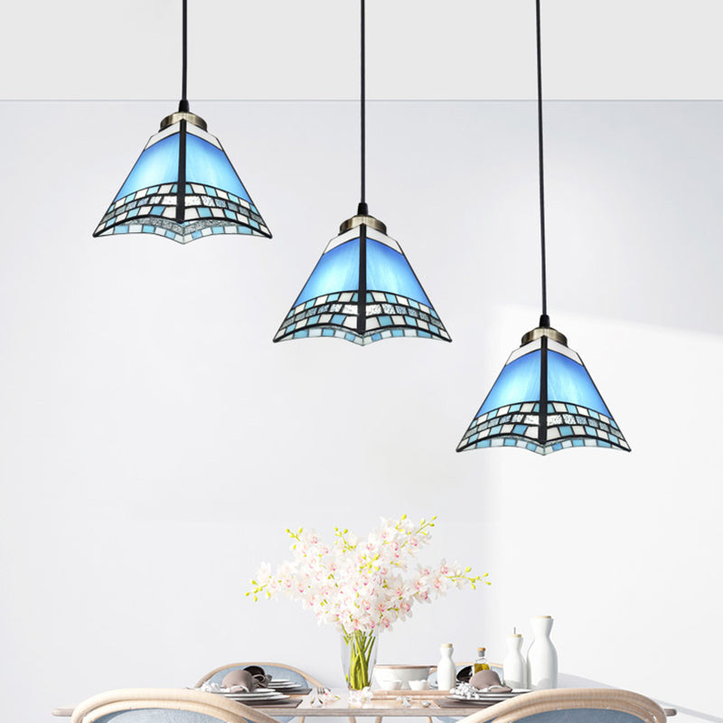 Gebrandschilderd glazen gearceerd hangend licht traditionele 3 koppen bronzen multi -light hanger