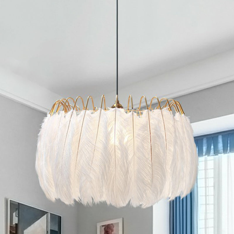 Round Shaped Feather Ceiling Light Modern Style White Hanging Pendant Light for Living Room