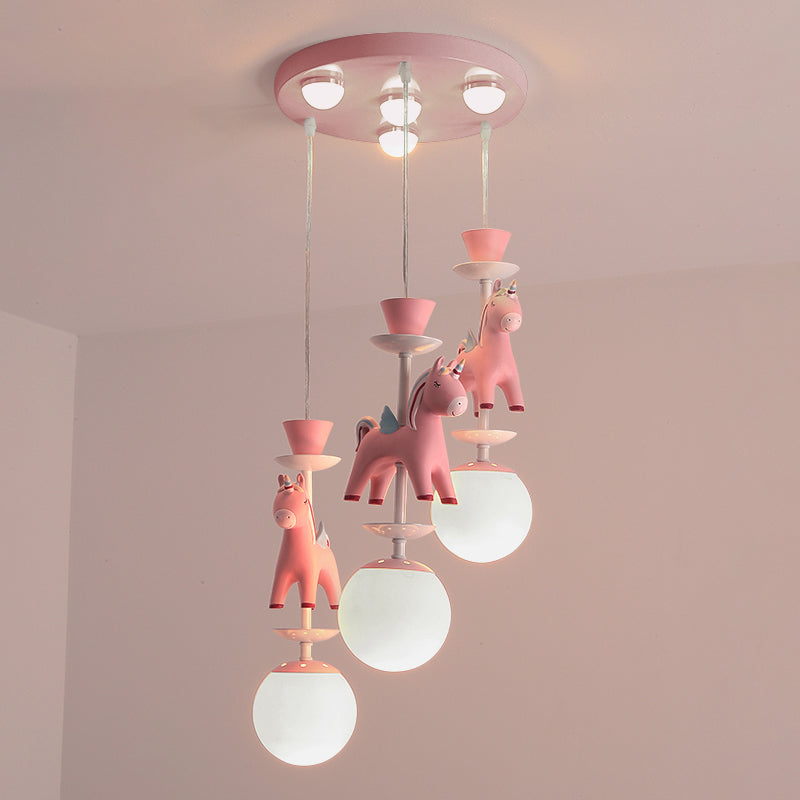 Merry-go-round multi plafondlamp kinderen metalen kwekerijophanging verlichtingsarmatuur met eenhoorndecoratie